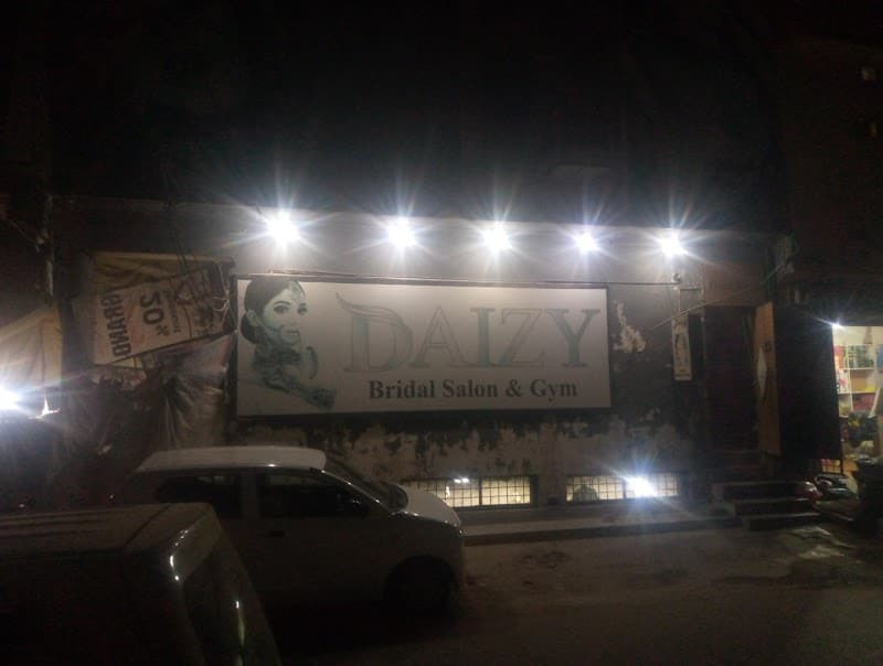Daizy - Salon, Institute & Gym Lahore photo