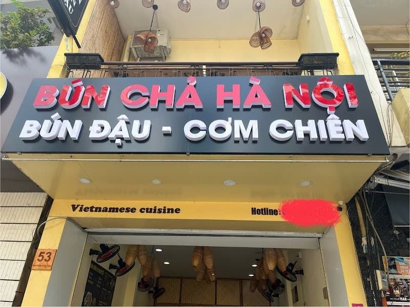 Dan Brows Quận 1 photo