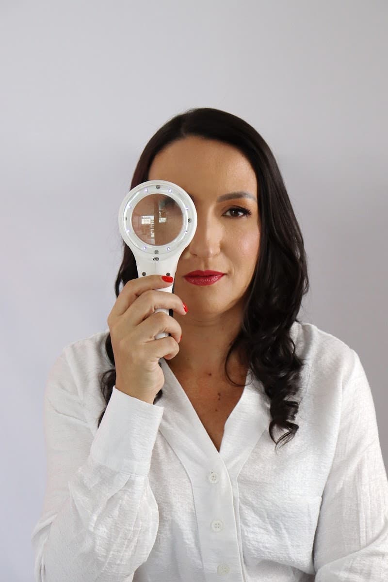 Daniele Cardoso - Centro De Estética Avançada Aparecida de Goiânia photo