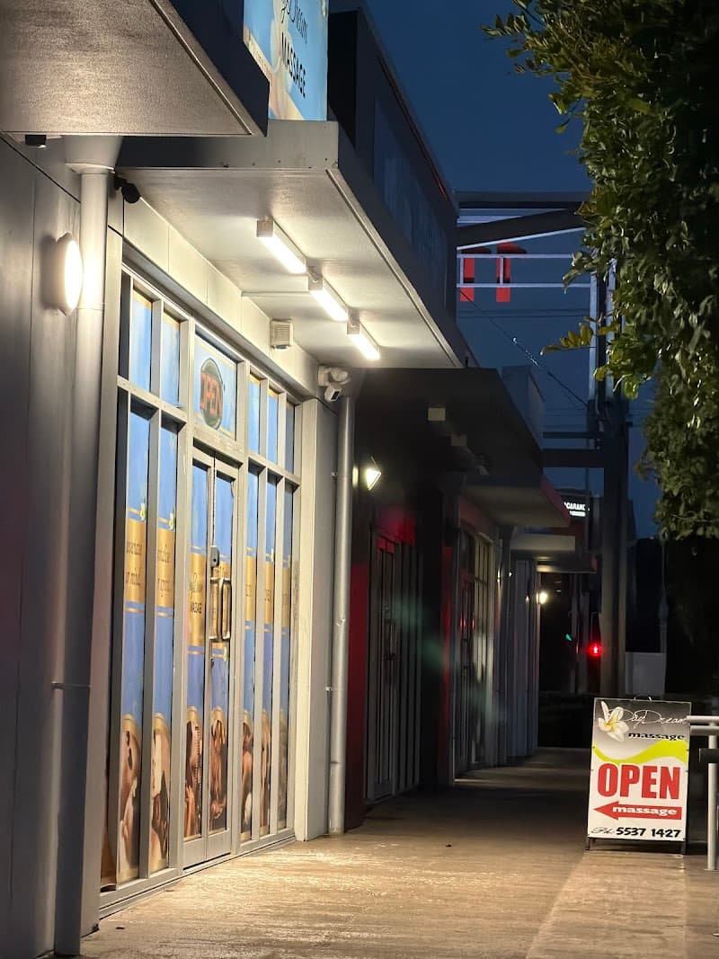 DayDream Massage Labrador Gold Coast photo
