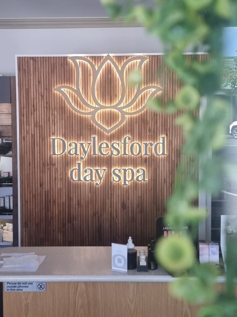 Daylesford massage, day spa, Hepburn Springs, Kyneton spa and accommodation Glenlyon photo
