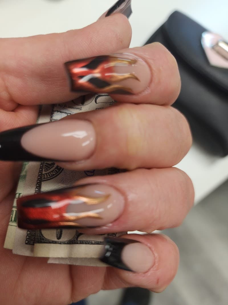 Daymakers Salon and Day Spa Sault Ste Marie photo