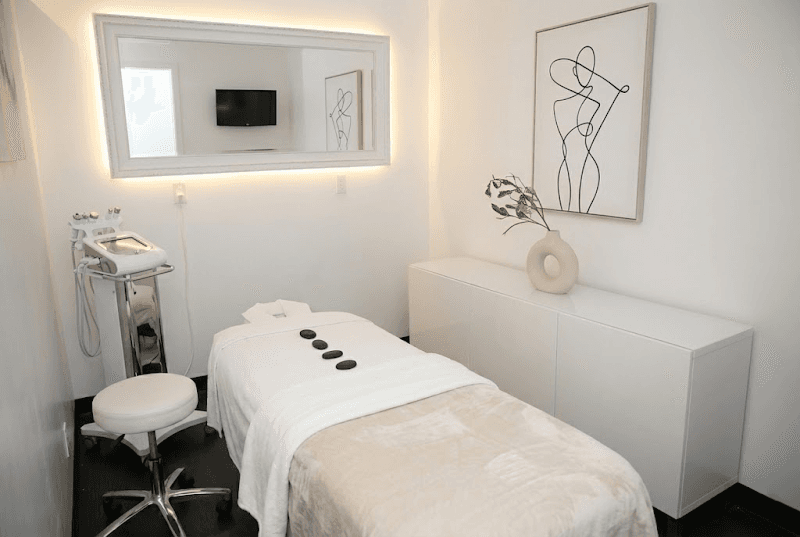 De Jolie Spa Clifton photo