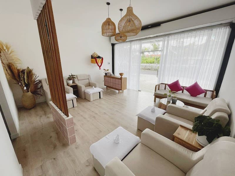 De Rama Hair and Beauty Spa Badung photo