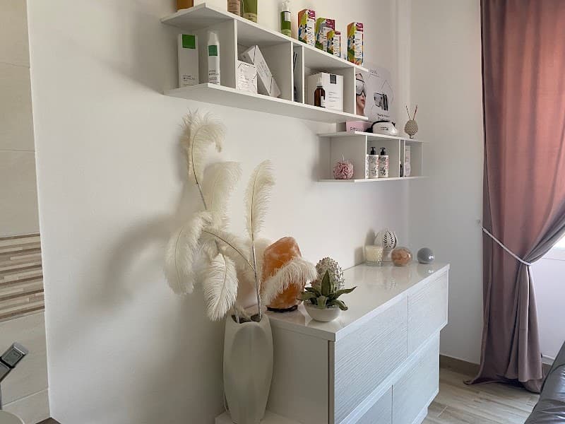 Dea Centro Estetica di DeMarzo Antonella Bari photo