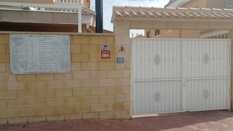 Debora Lopez Rodriguez Quiromasajista Rojales photo