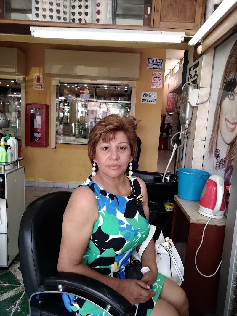 Debora Spa Roxana Callao photo