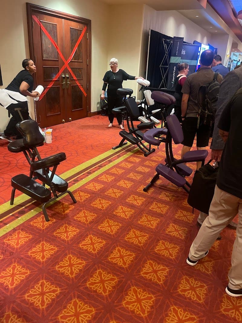 Decompress Chair Massage Nashville photo