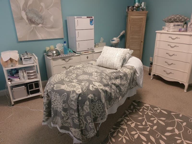 Dedra Harvin Esthetics Elgin photo