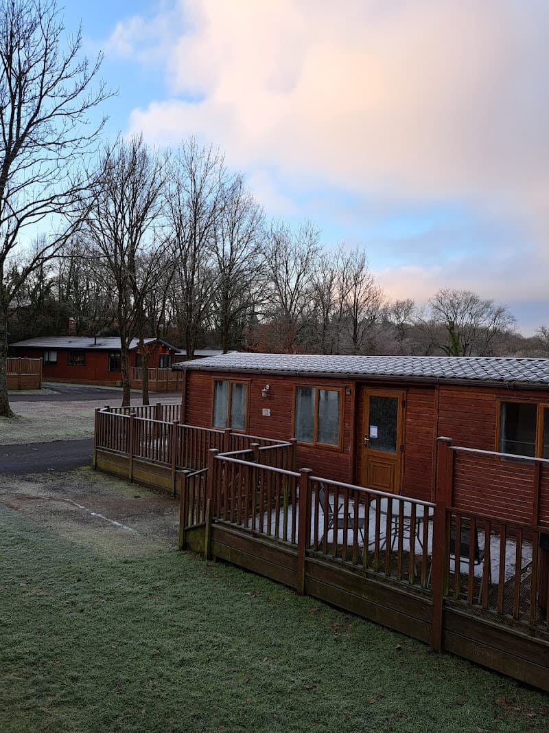 Deer Park Lodge - Finlake Resort & Spa Chudleigh photo