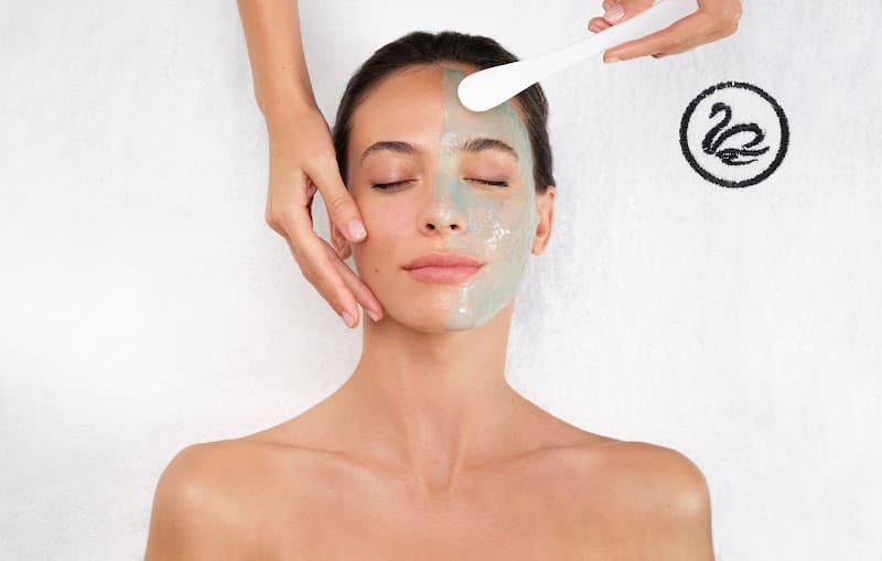 Deluxe Skincare Clinic Coventry photo