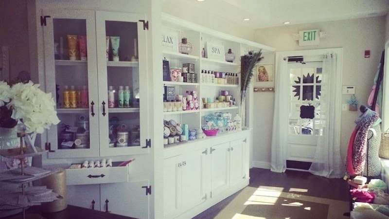 Derma Glow Spa + Boutique - North Salem photo