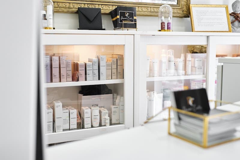 Dermhar : Instituto Integral de Formación en Estética y Bienestar Holístico Oviedo photo