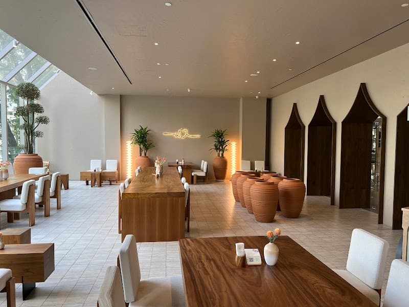 DeSheli Thailand Bangkok photo