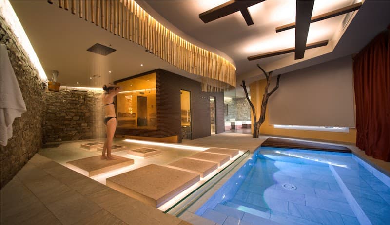 Dhara Wellnes Spa - Centro Benessere - Wellnesscenter Lake Garda photo