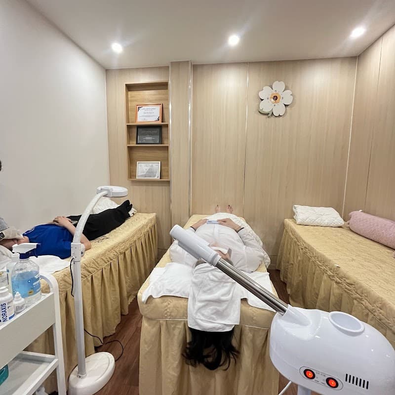 Di Home Spa - LẤY NhÂN MỤN ChuẨN Y Khoa Tân An photo
