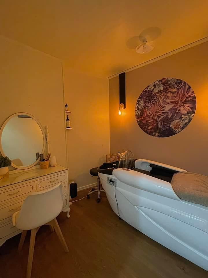 Diamond Massage and Beauty Blenheim photo