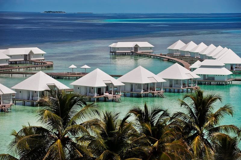 Diamonds Athuruga Maldives Ari Atoll photo