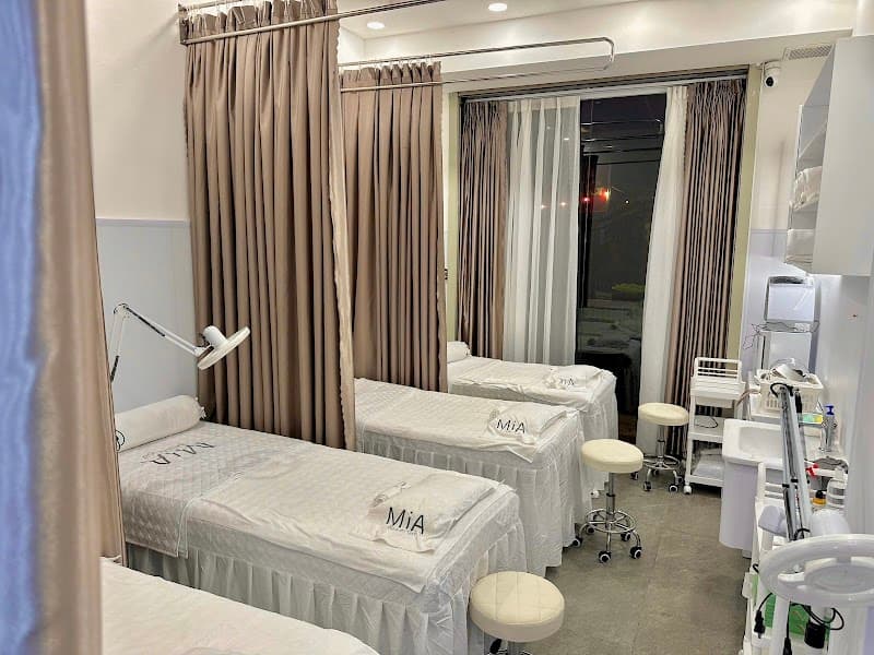 Dịch vụ lấy nhân mụn Huyện Bình Chánh photo
