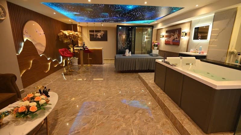 Dich Vu Xong Hoi Massage Minh Tuan Quận 5 photo