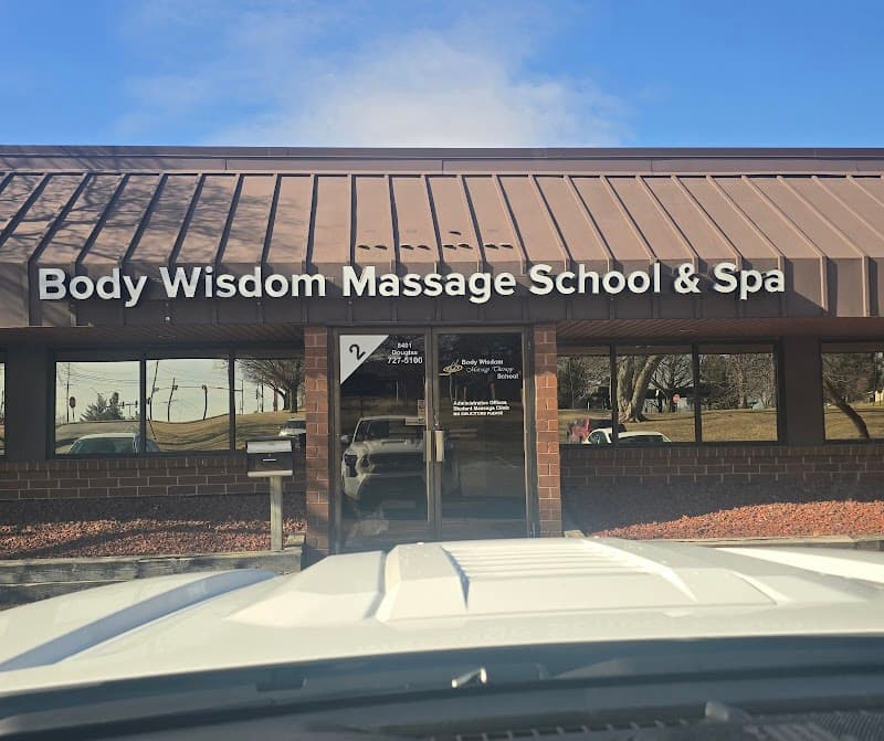 DifferentStrokeMassages&TrainingCenter-DaySpa Urbandale photo