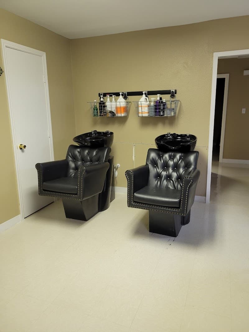 Distinguished Gentlemen's Spa Harlingen photo