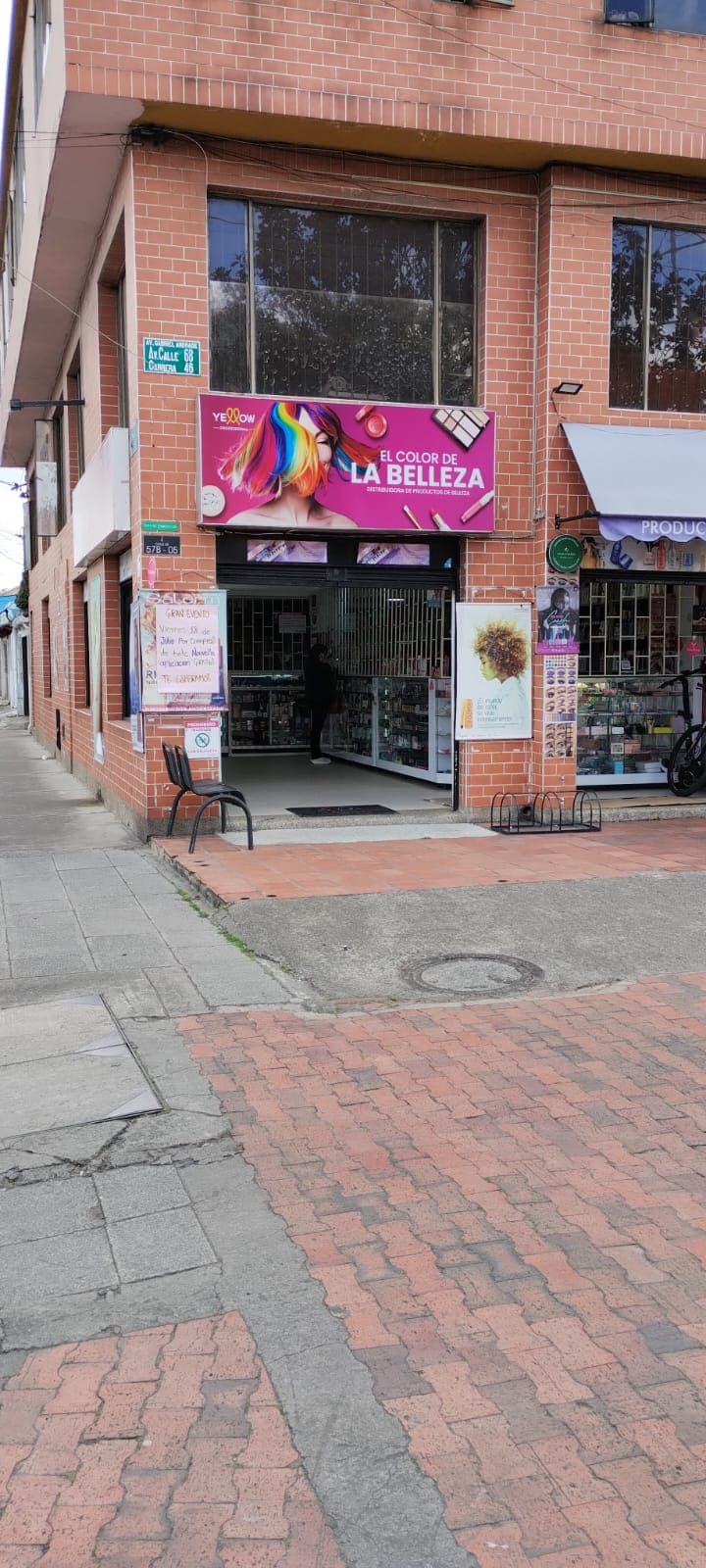 Distribuidora Cosmobelleza Bogotá, D.C. photo