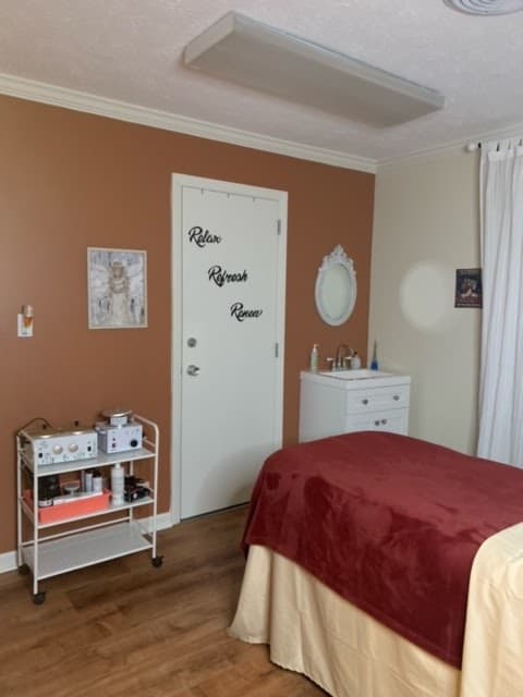 Divine Esthetics Medina photo