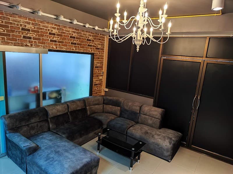 Dolphin Massage Shop, Muang Phon photo