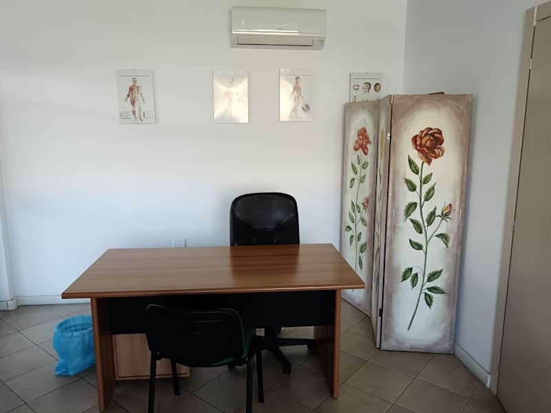 Domenico Luongo Medicina Cinese Aprilia photo