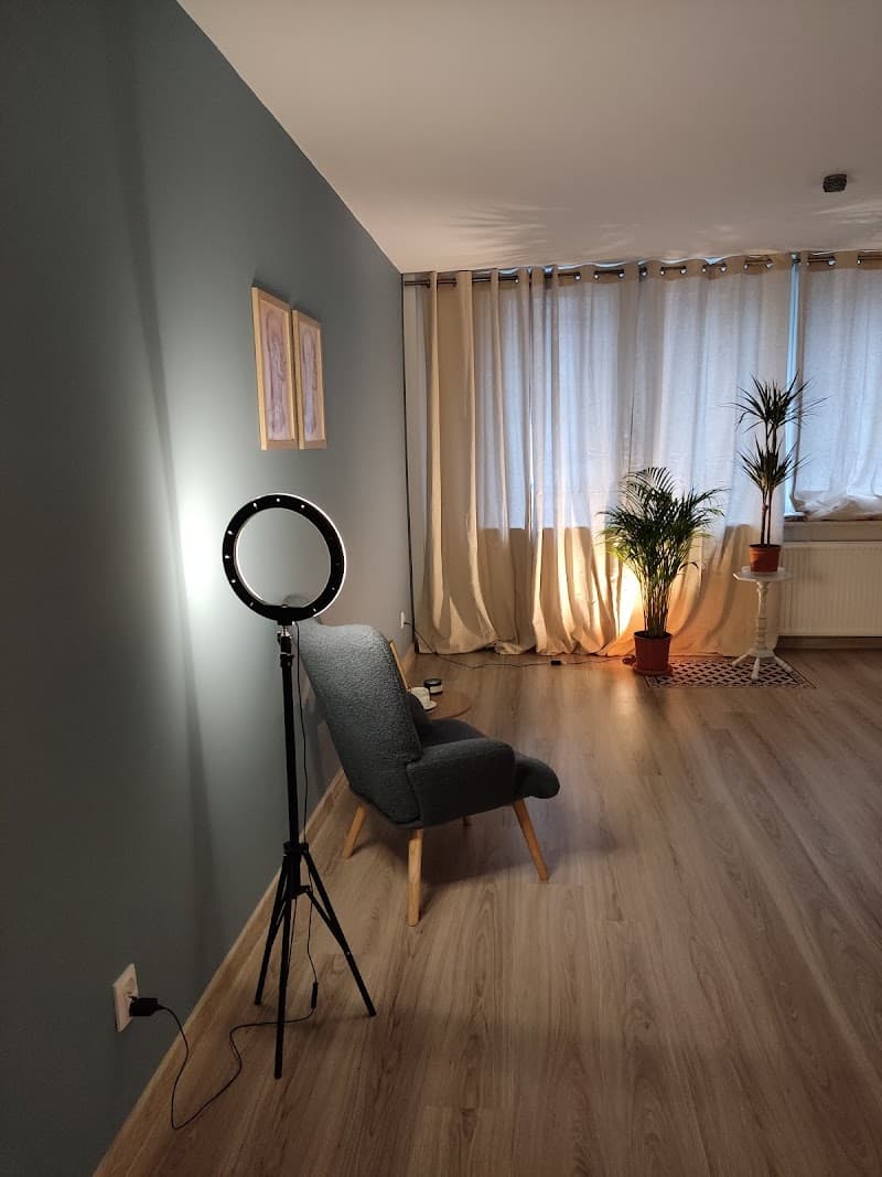 Dominika Wiechnik z miłości do natury - masaże i szkolenia Warszawa photo