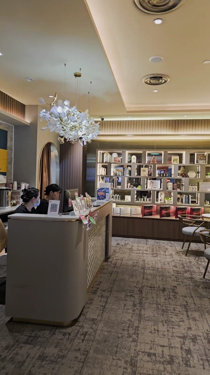 Donna Beauty Singapore photo