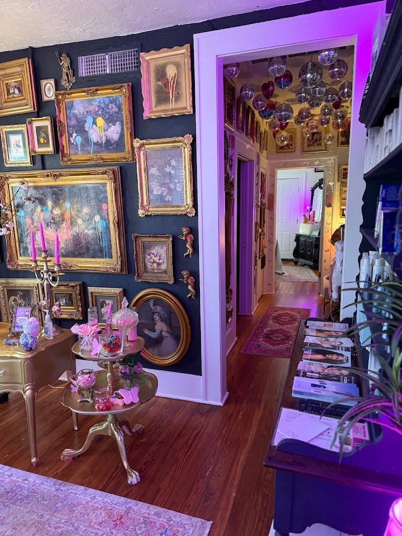 Donna The Lash Lady Oklahoma City photo