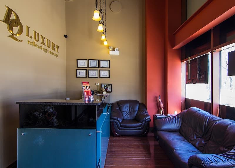 DQ Luxury Reflexology Massage & Relaxation Retreat Chicago photo