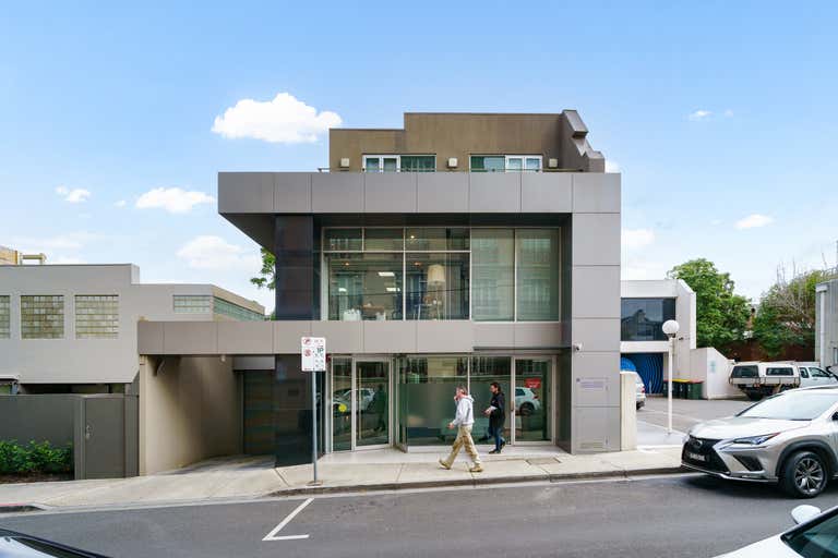 Dr. Aaron Aesthetics Melbourne photo