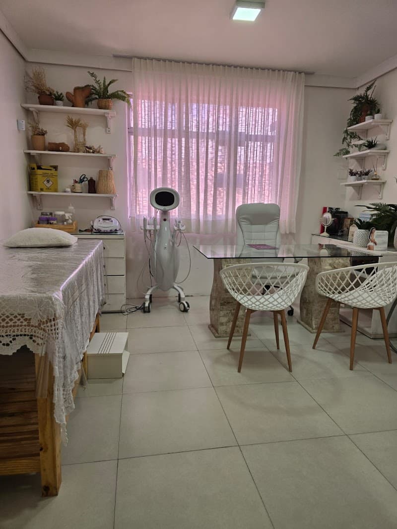 Dr. Clesiele Caminha- Estética Corporal e Facial Recife photo