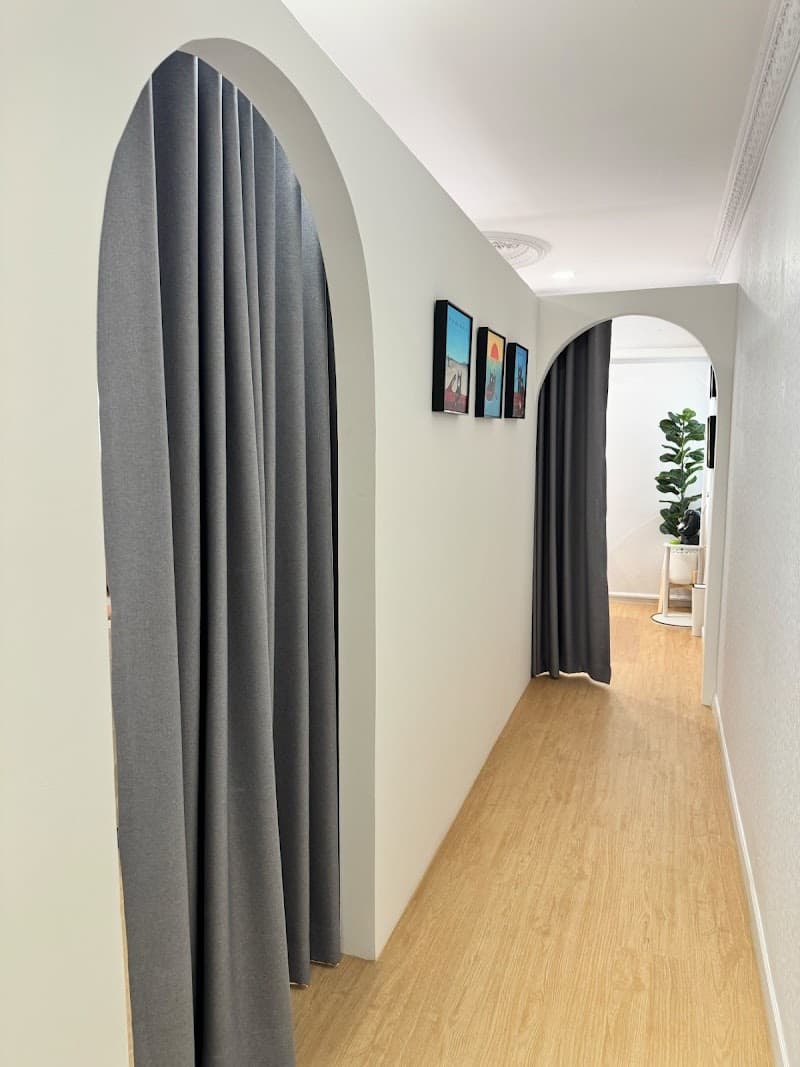 Dr. Osot Thai Traditional Medicine Clinic Bangkok photo