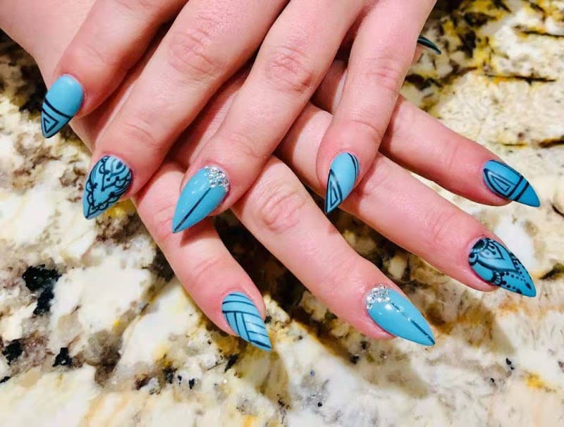Dream Nails Beloit photo
