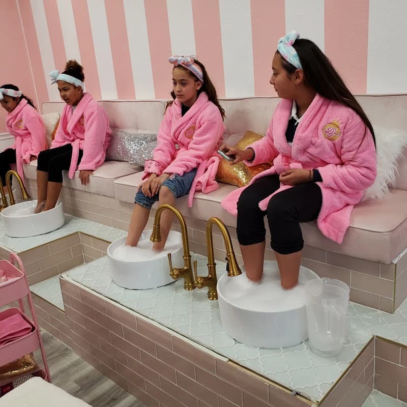 Dreams Girls' Spa Party Sweetwater photo