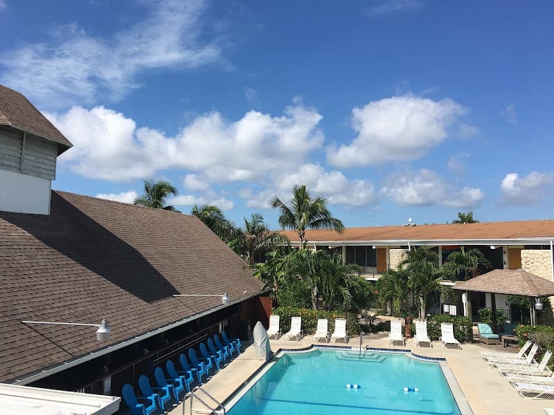 Drunkle Rick's Tropical Resort & Spa Cape Coral photo