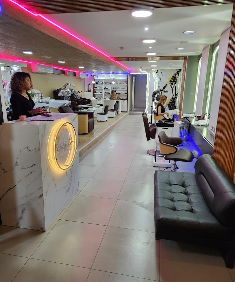 Dubai Bling Spa Lince photo