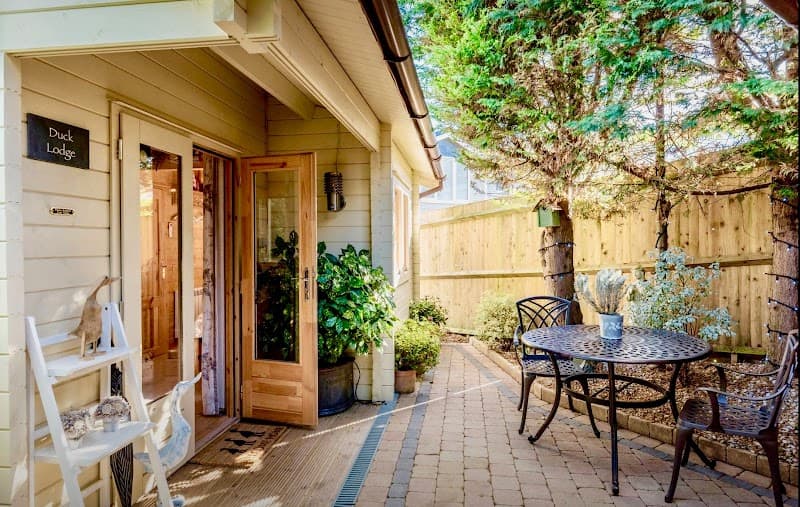 Duck Lodge B&B with Hot Tub Sussex photo