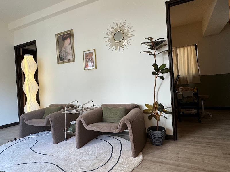 Duoduo Ti Aesthetics Essential Oil Spa Almond Acid Moisturizing | Facial Gua Sha | Whitening & Moisturizing | Essential Oil Massage | Back Exfoliation Taoyuan City photo