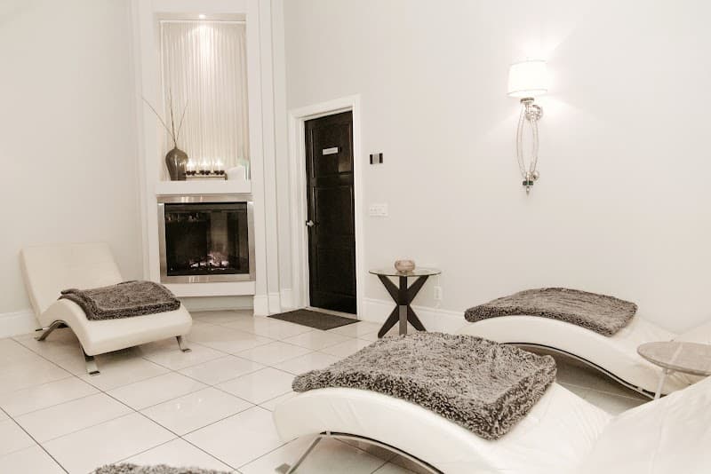 Eau Claire Spa Massage Montréal photo