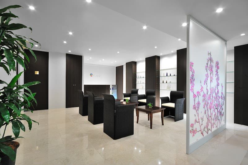 Chuo City ebcc Men's Skincare Studio Ginza photo