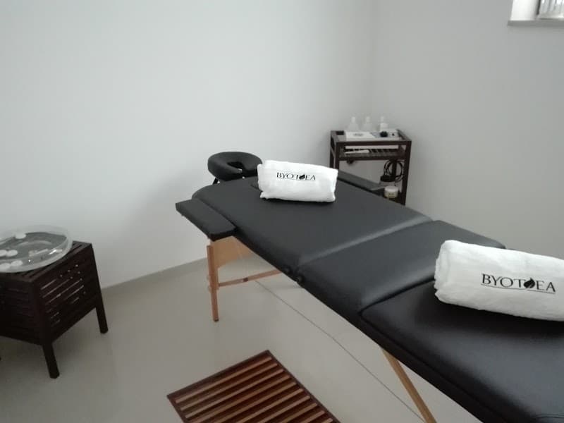 Edone Beauty Taurasi photo