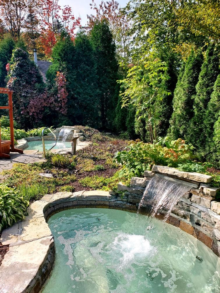 L'Anse-St-Jean Édouard les Bains Spa Nordique photo