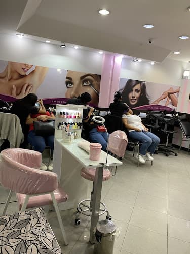 Eilis Spa de Cejas Valencia photo