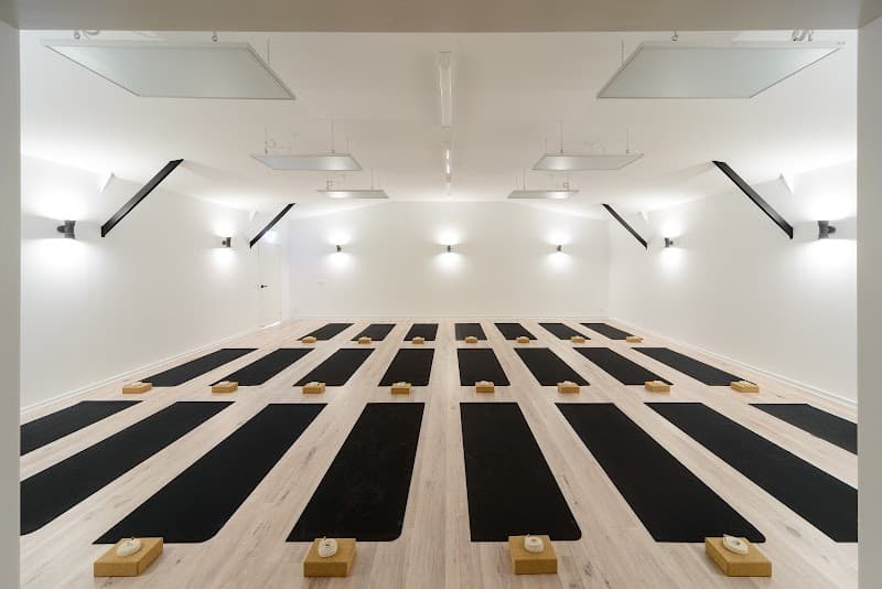 Elevation Floatation and Yoga Melbourne photo