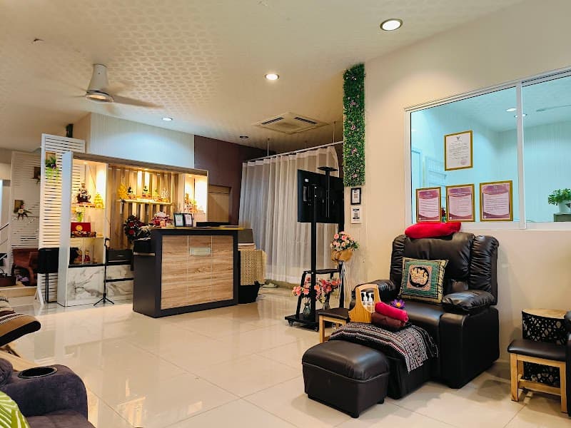 Elina Beauty Enhancement Massage Bangkok photo